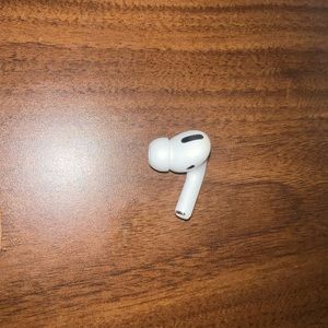 AirPods Pro 2 right side
